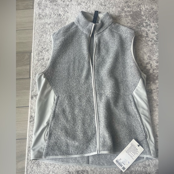 Tundra Trek Vest | NWT | lululemon - Picture 5 of 12
